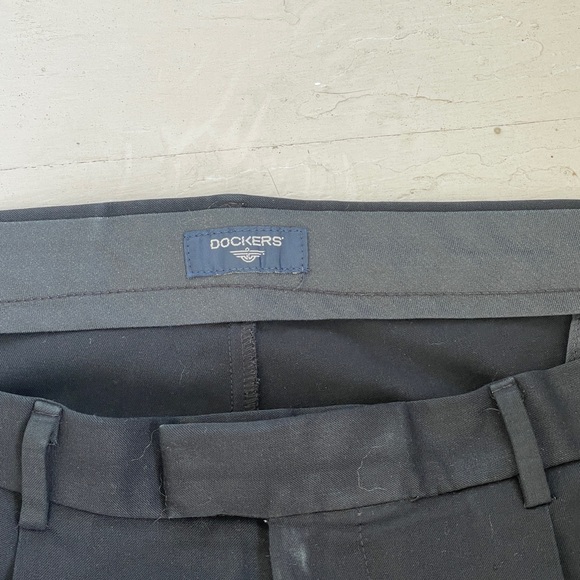 Dockers Classic Individual Fit Pants - Picture 2 of 3